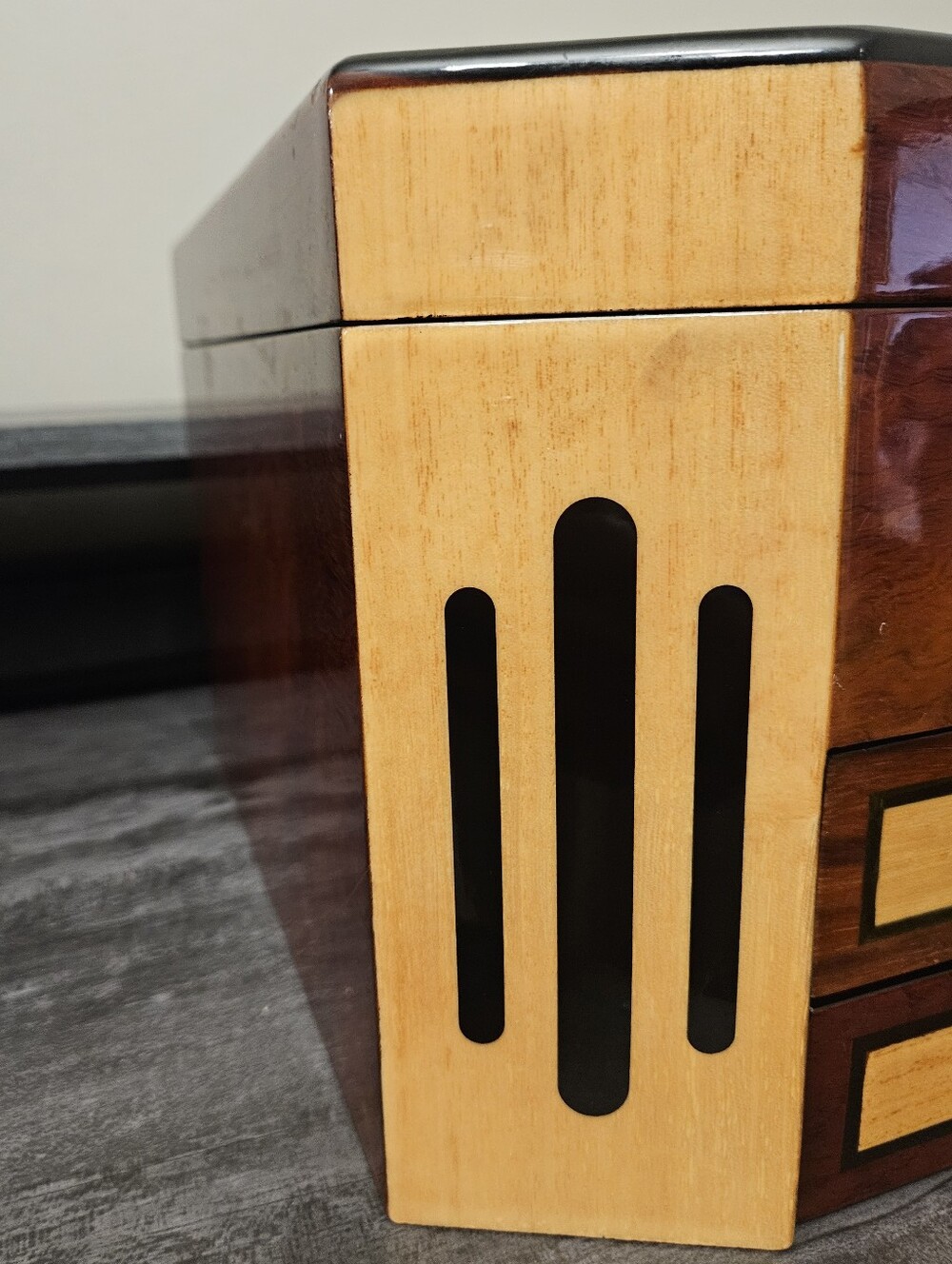 Luxury Two-Tone Wooden Jewelry Chest - Picture 6 of 13